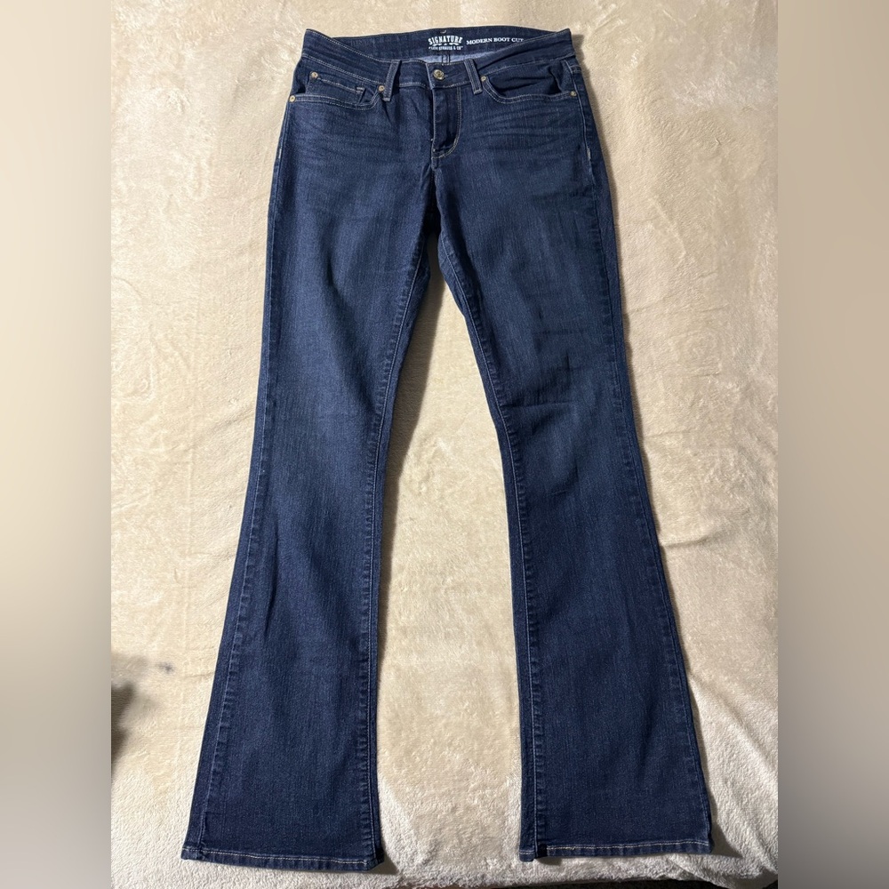 Signature Levi Strauss Dark Blue Bootcut Jeans